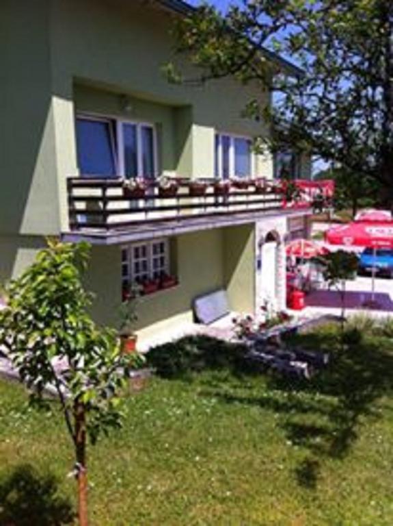 House Krizmanic Hotel Grabovac  Exterior photo